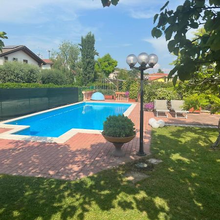 Casa Fanny Hotell Castelnuovo del Garda Exteriör bild