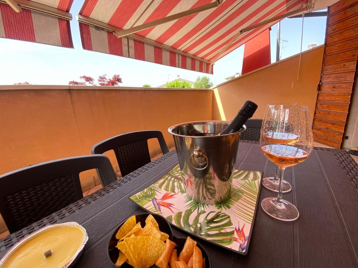 Casa Fanny Hotell Castelnuovo del Garda Exteriör bild