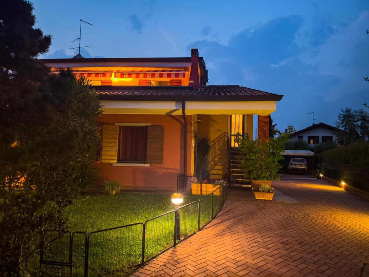 Casa Fanny Hotell Castelnuovo del Garda Exteriör bild